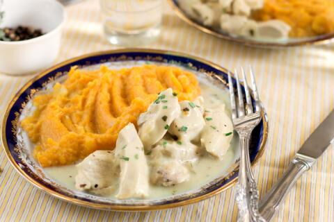 Tarragon chicken with mashed sweet potatoes