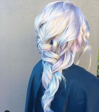 A mermaid-style braid with these colours will look great. The colours blend magically together don't they?