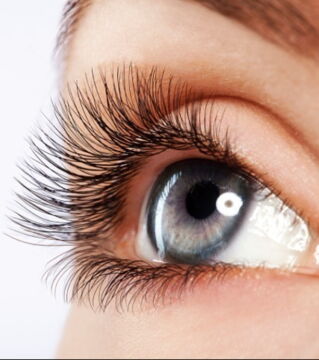 If you don't have an eyelash curler you could use a cotton swab. Right after you apply mascara, place the slim handle of the swab at the ends of your eyelashes for 30 seconds. This will help provide a natural curve when the mascara dries.