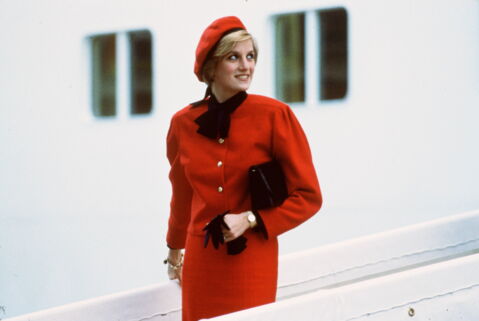 Princess Diana looks divine in this black and red outfit