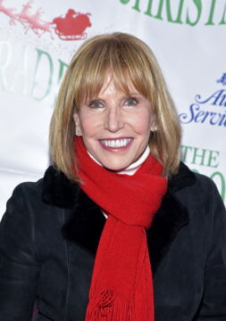 Leslie Charleson