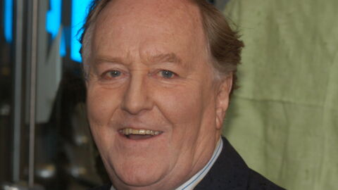 Actor Robert Hardy played Cornelius Furdge, meddlesome Minister of Magic.