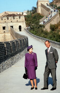 Queen Elizabeth became the first British Monarch alongside the Duke of Edinburgh to walk the Great Wall of China in 1986.