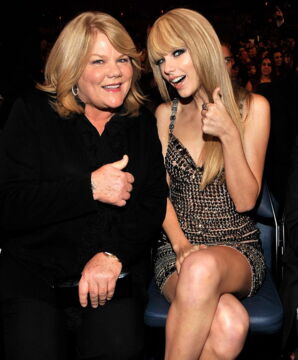 Andrea Swift and Taylor Swift