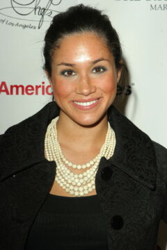 Her parents got divorced in 1987