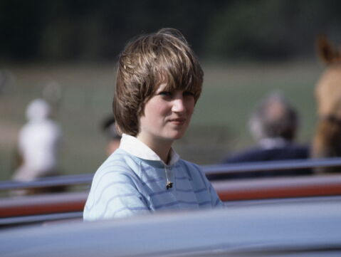 1980 - Charles starts dating Diana