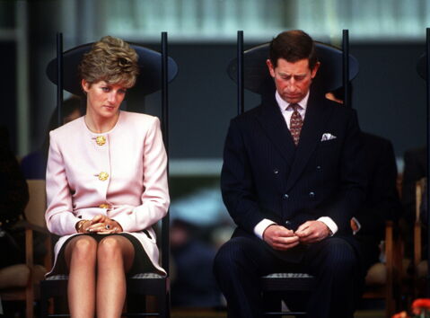 1986 - 1992 Charles stays with Diana