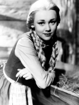 Glynis Johns in The Invaders