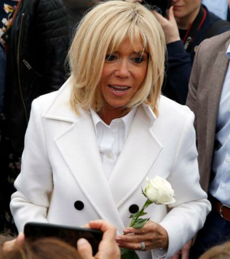 Photos Brigitte Macron A Tent Une Tenue Tr S Os E Pour Le G