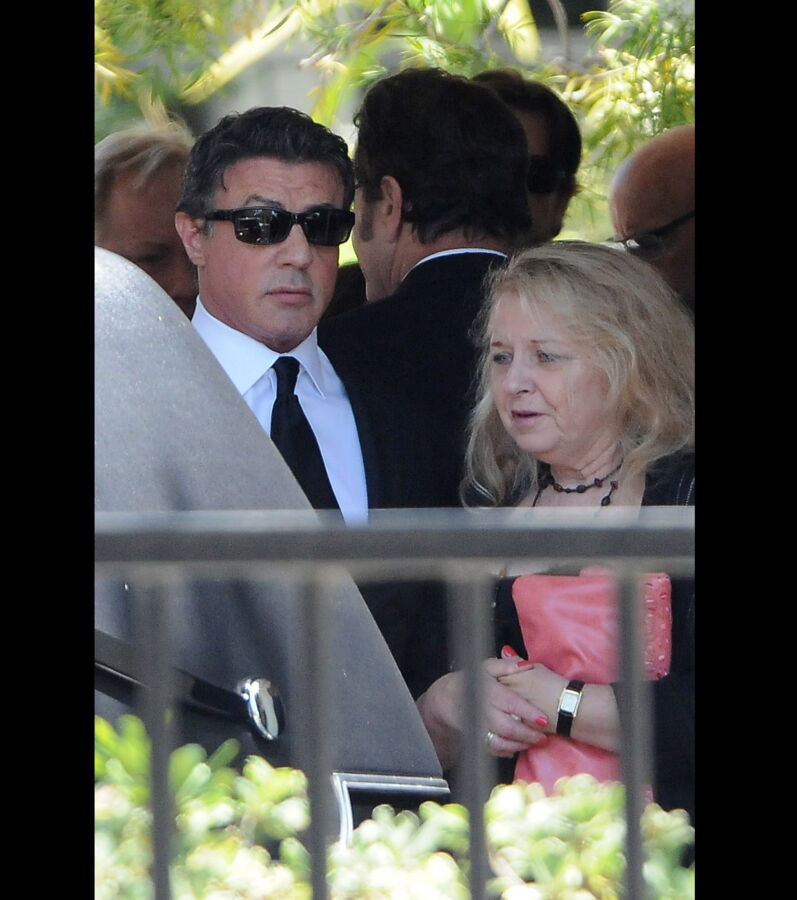 Sylvester Stallone Un père dévasté par la douleur lors des funérailles
