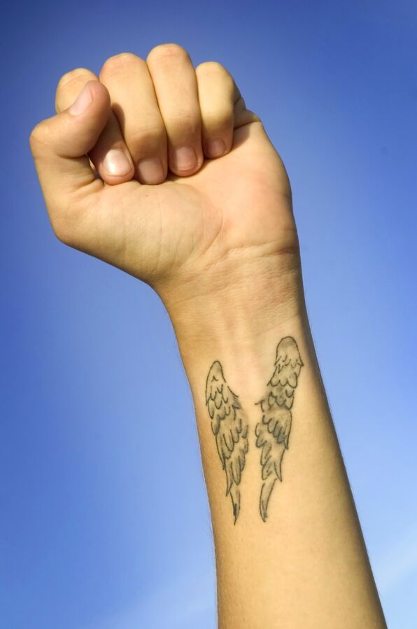 Photos Tatouage Ange Les Plus Belles Idées Tattoo Pour Toutes Les Parties Du Corps 6588
