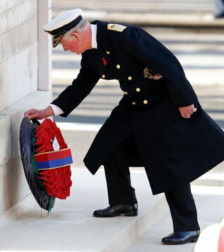 Auch Prinz Charles ist anwesend