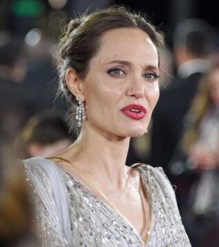 Diese Ausführung beendet sie mit folgendem Satz.