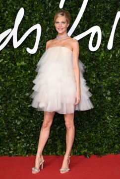 Poppy Delevingne in einem Tutu-Kleid