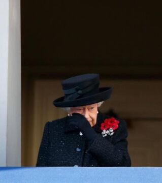 Sie ist 1952 Queen des Vereinigten Königreichs.