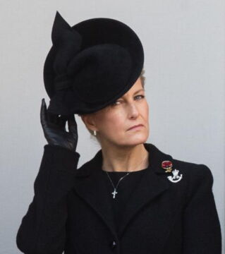 Sophie von Wessex nimmt auf dem benachbarten Balkon an der Zeremonie teil