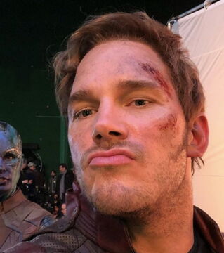 „Gestern war der schönste Tag in unserem Leben. Wir sind vor Gott, unseren Familien und denen, die wir lieben, zu Mann und Frau geworden. Es war sehr vertraut, bewegend und voller Emotionen,“ schreibt Chris Pratt auf Instagram