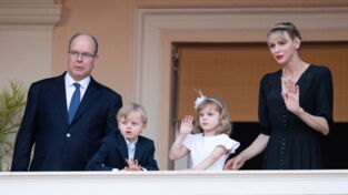 Charlène in Sorge: Tochter Gabriella im Rollstuhl