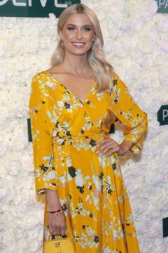 Über alte Looks kann sie nur noch lachen