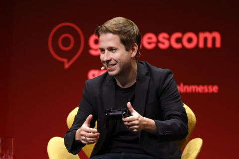 Er ist bekennend homosexuell