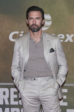 Milo Ventimiglia und Jarah Mariano