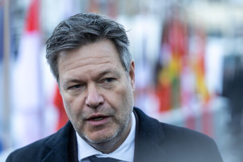 Die Kanzlerkandidatur kündigte er mit Taylor Swift an