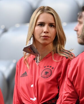 Bereits seit ihrem 10.Lebensjahr spielt Anika Handball