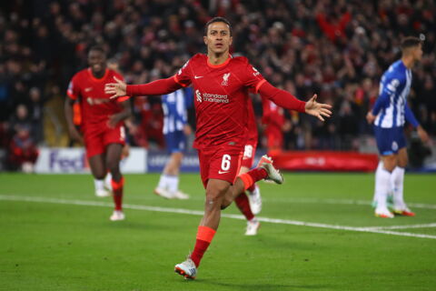 Thiago Alcantara: Geboren in Italien, brasilianischer Vater, spielt für Spanien