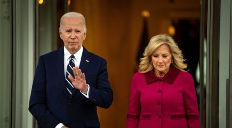 Körperlicher Einsatz für ihren Mann