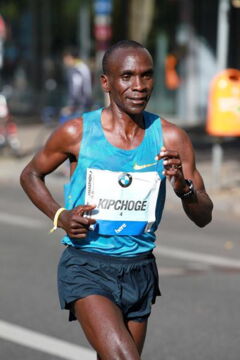 8. Eliud Kipchoge - Courses de fond