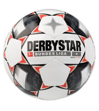HERBE - Magic S-light - Derbystar. C'est le ballon du championnat allemand. Un design et des lignes bien carrées comme on aime. Heureusement le ballon lui reste rond.