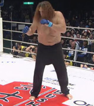 4 - Giant Silva, 2m18 pour 175 kg