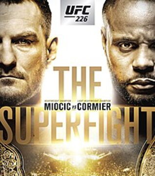 4 : UFC 226 - 380k. Daniel Cormier choque le monde en mettant KO Stipe Miocic dès le premier round, sur un crochet du droit en sortie de clinch.