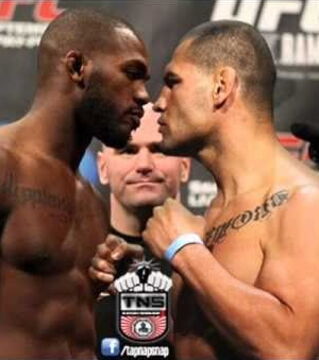 Jones vs Velasquez (Poids lourd) : Un fantasme des fans depuis bien des années. Tout dépendra du retour du Mexicain et de son état de forme