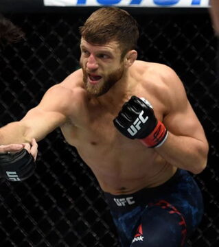 Le combattant originaire de Boston Calvin Kattar est un très solde poids plume.