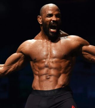 Leur évolution finale pourrait être Yoel Romero et son corps hallucinant. En plus il tape bien plus fort que ses deux formes antérieures !