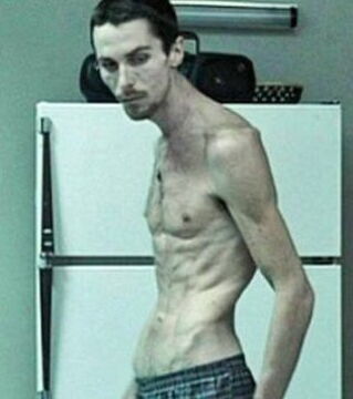 Christian Bale faisait peur dans 'The Machinist', où il pesait seulement 54 kg.