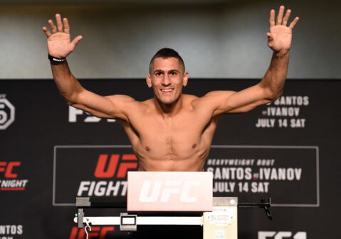 Niko Price (poids mi-moyens)